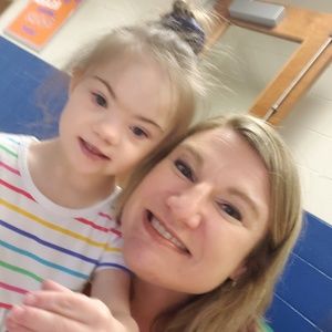 Meet your Posher, Kandi